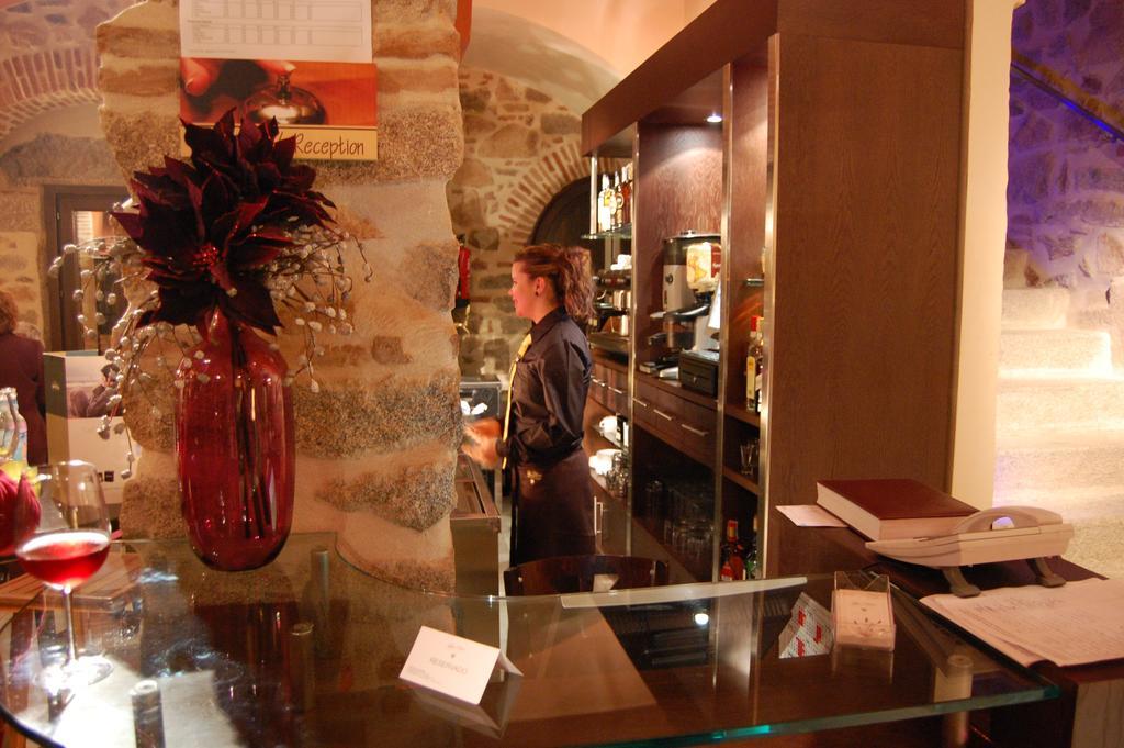Usias Hotel Dos Torres