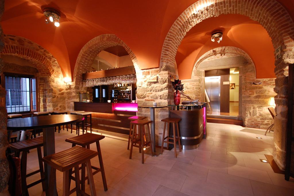 Hotel Usias 3*