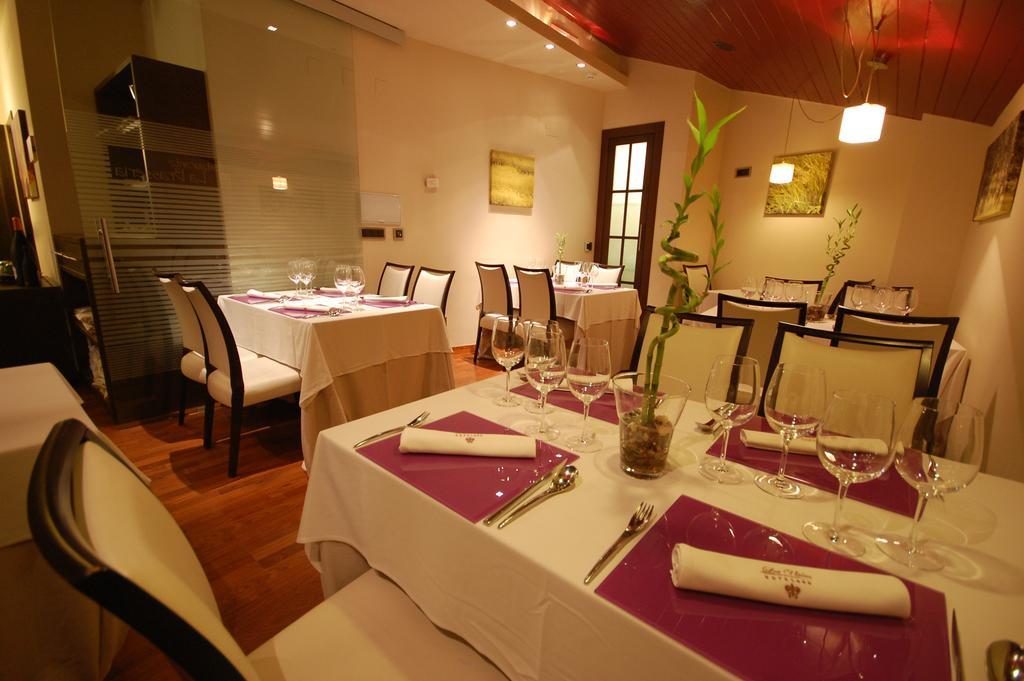 Usias Hotel Dos Torres